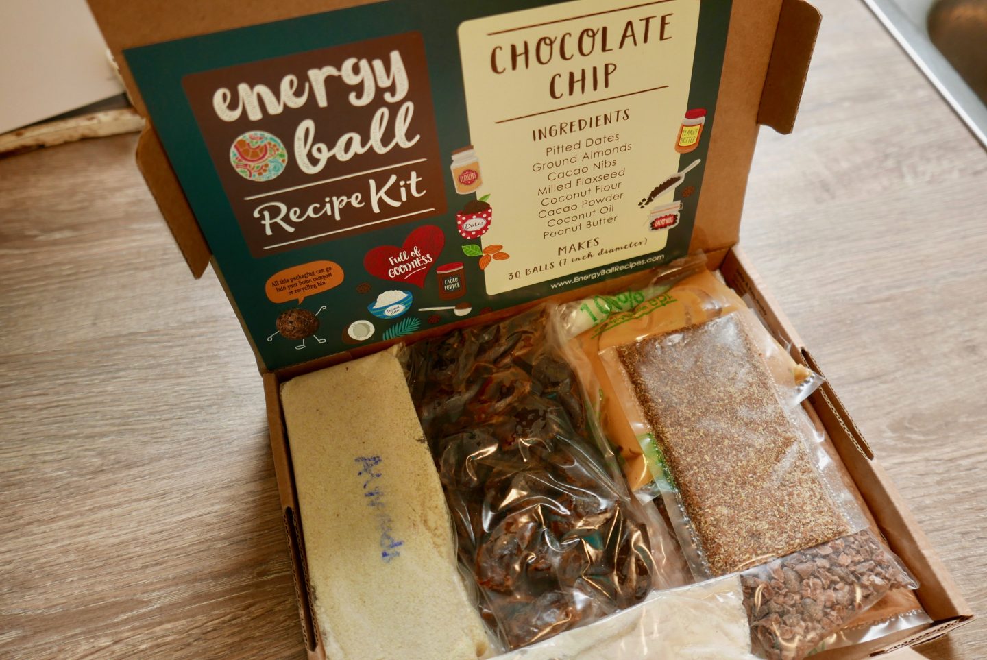 Inside the Energy Balls Recipe Kit