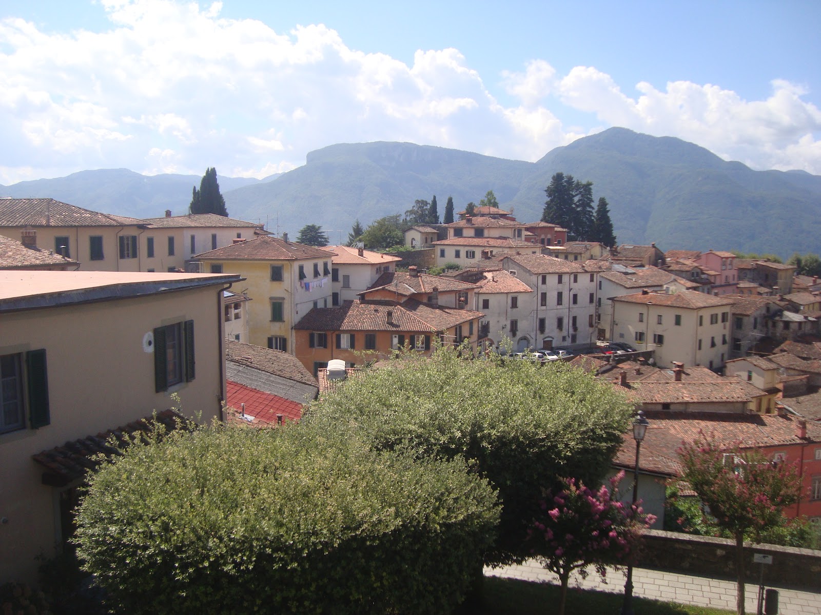 Views over Gallicano