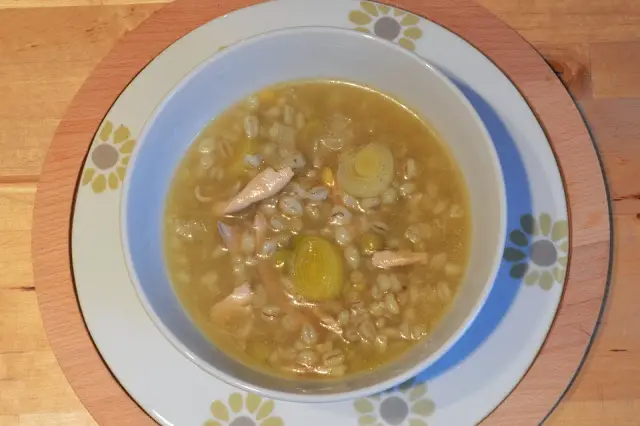 Hearty Leek Barley and Chicken soup recipe