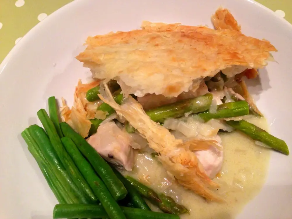 Chicken and asparagus pie with green beans