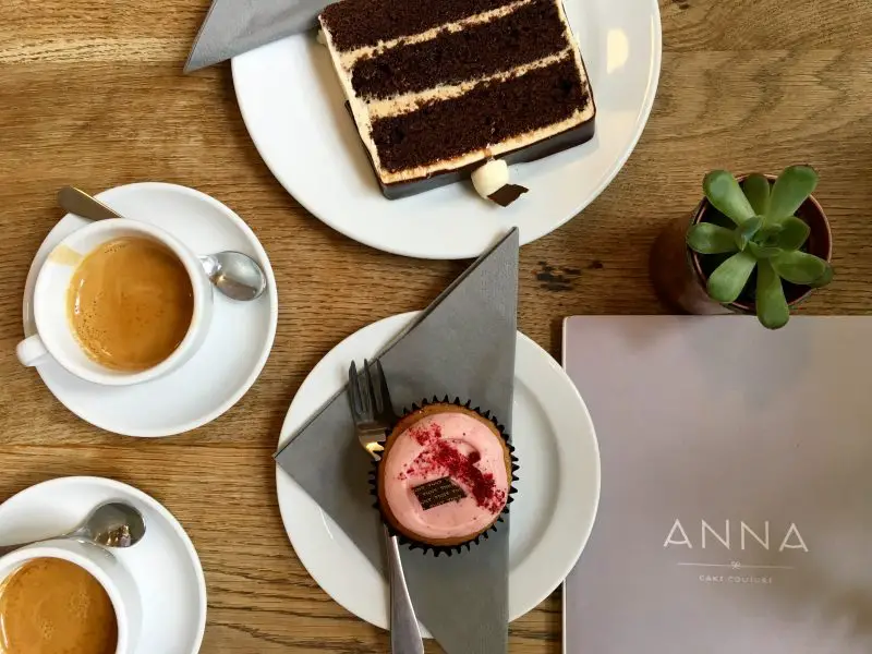 Cakes at Anna Cake Couture in Bristol.