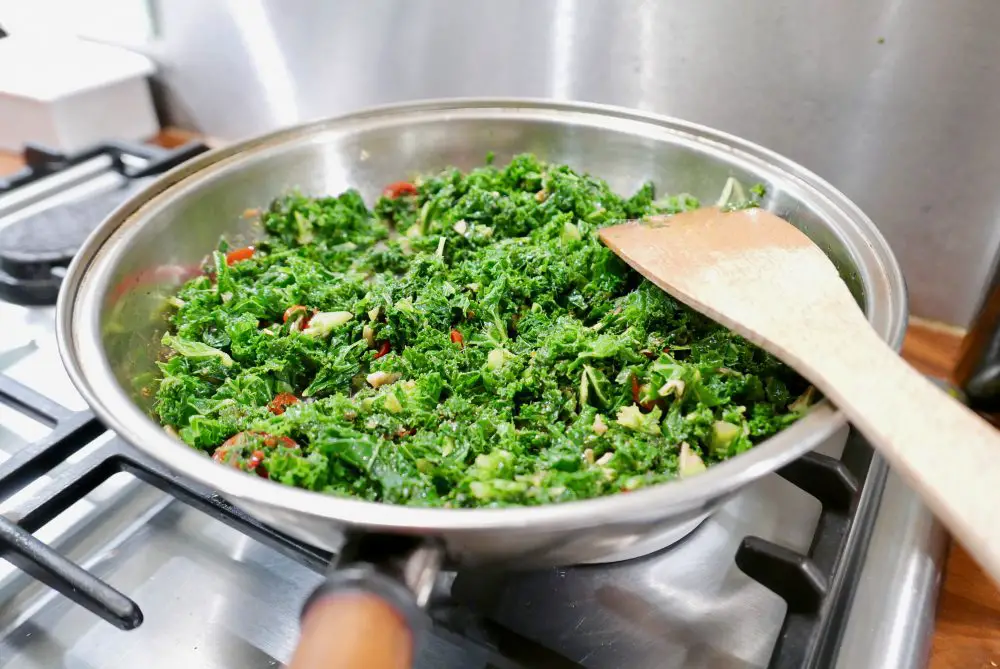 Blanched kale with red chilli and garlic