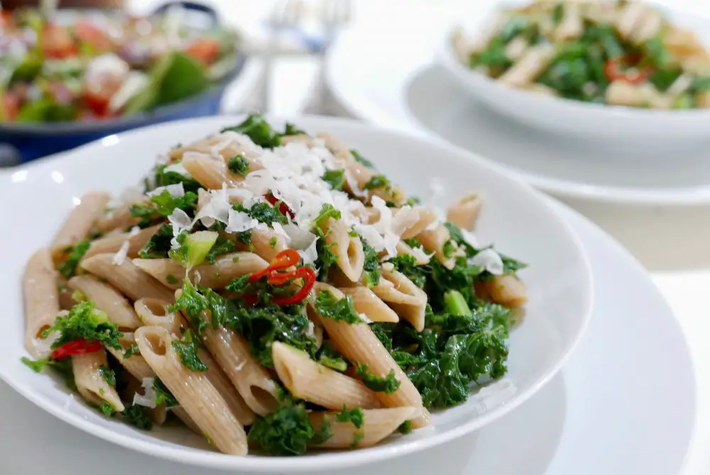 Riverford organic Kale, anchovies and garlic pasta