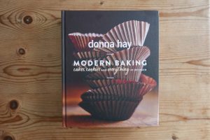 Donna Hay Modern Baking