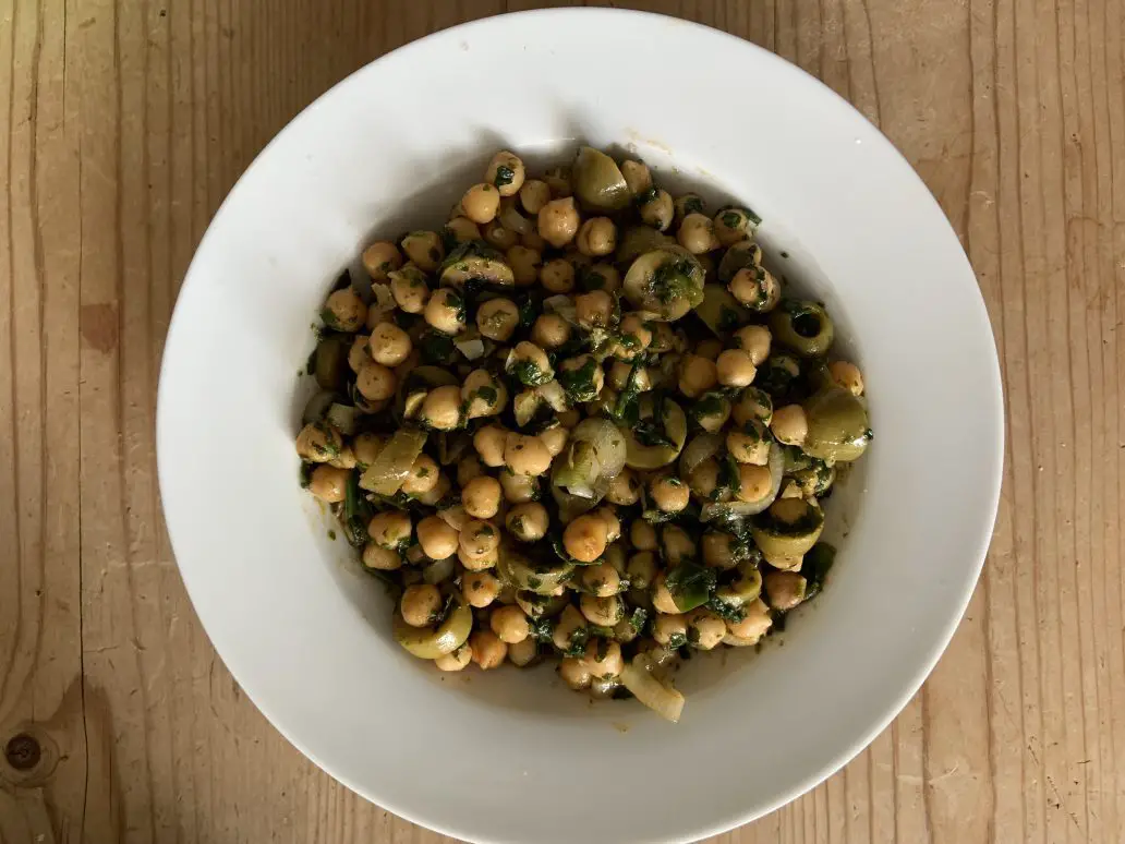 Zhoug spiced chickpeas dish