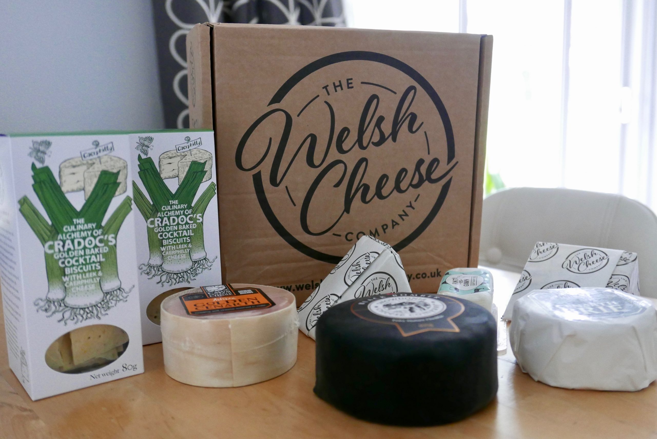 Medium Cheeseboard from Discover Delicious