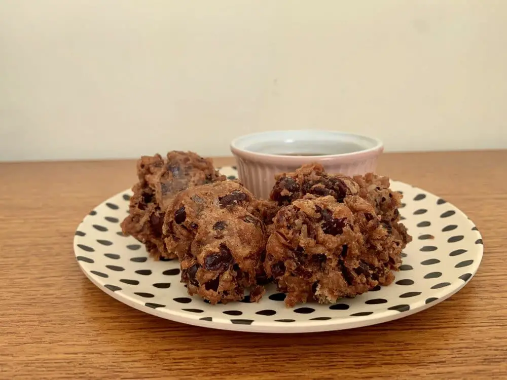 Mandalay Bean Fritters for Gingey Bites' Cooking the books