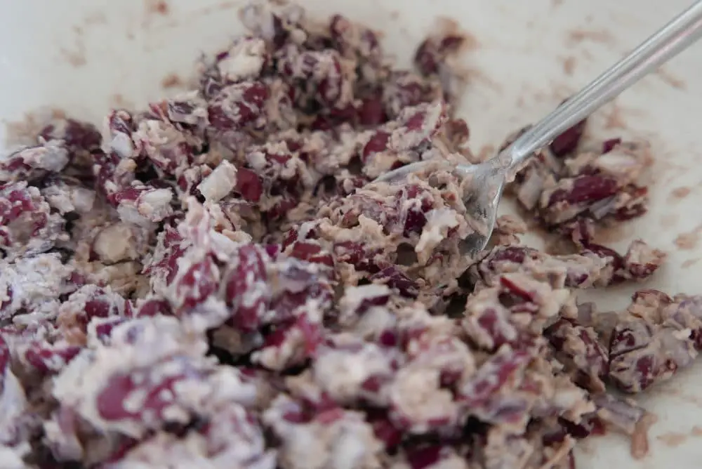 Mashed kidney beans for Mandalay Bean Fritters