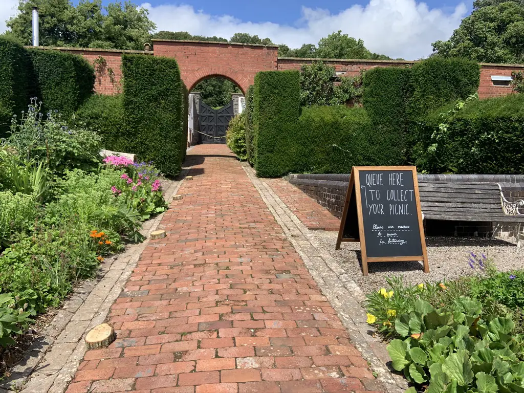 The garden at the ethicurean