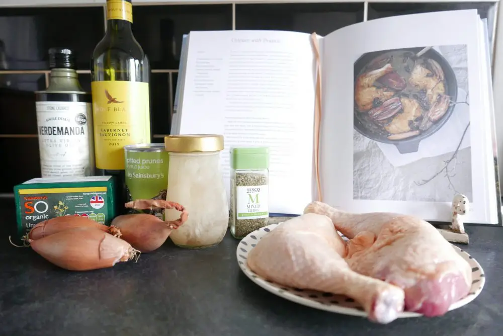 Ingredients for chicken with prunes