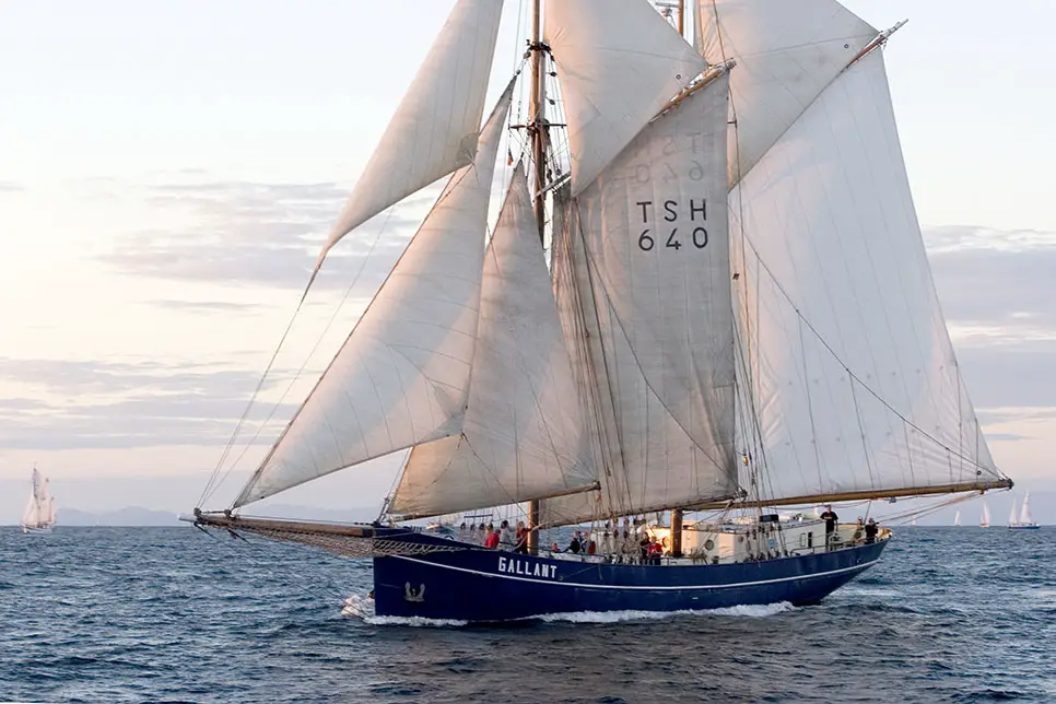 De Gallant sailing cargo ship