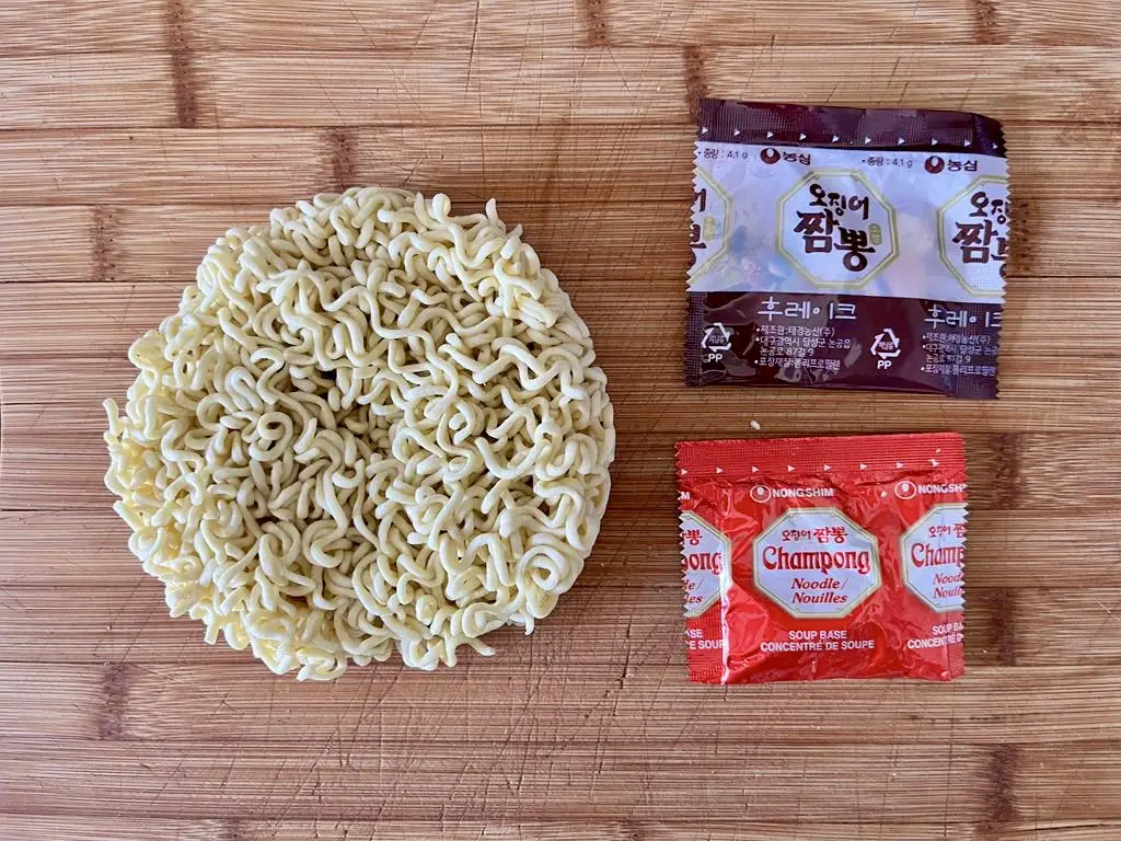 Champong Spicy Noodles