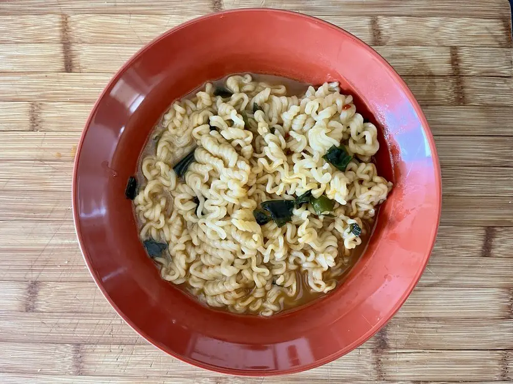 Champong seafood instant noodles