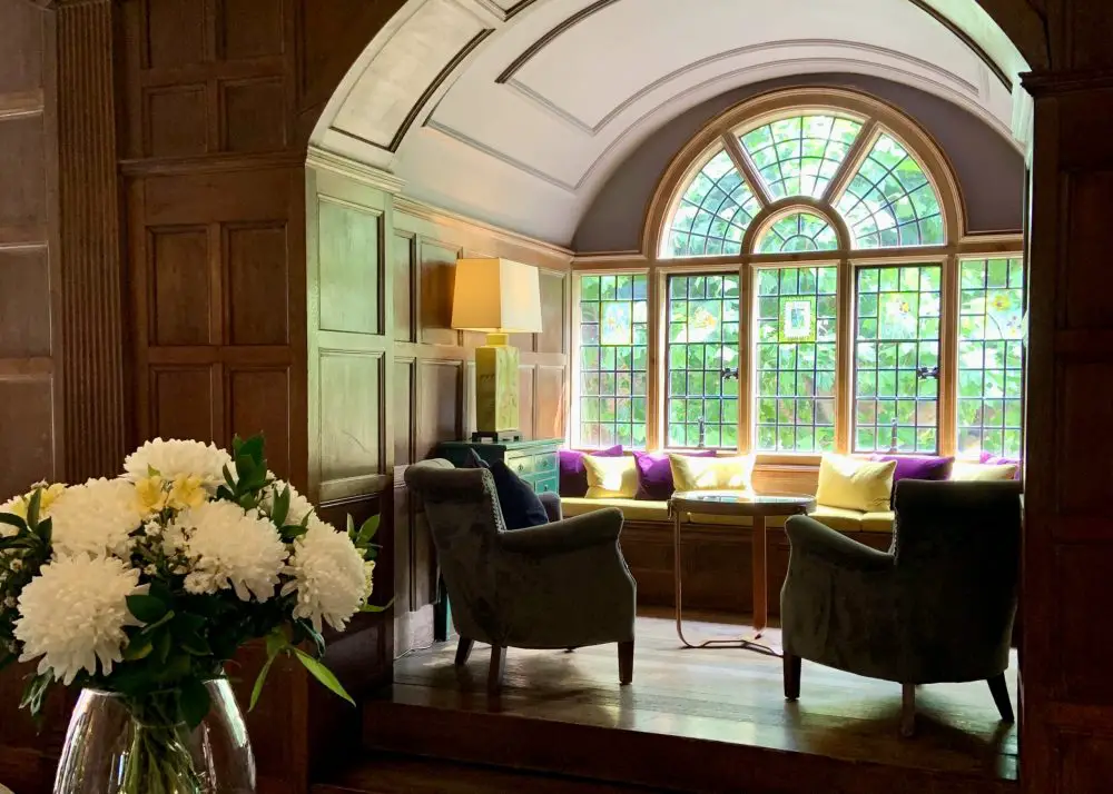 Window Seat in the Long Gallery at Grays Court Hotel