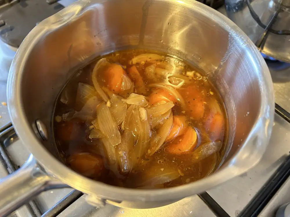 onion gravy being made