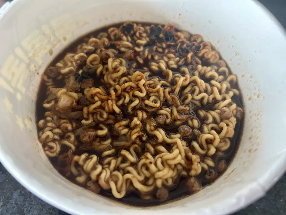 Ottogi Mayo Jjajang noodle cup ready to eat